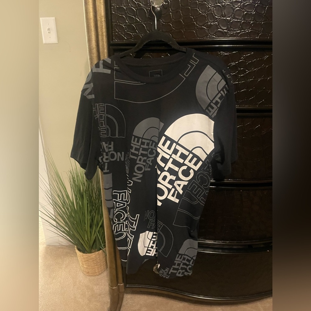 Black and White North Face Men’s T shirt